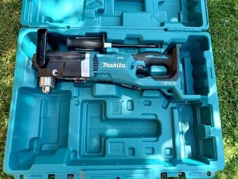 Uhlová vŕtačka Makita