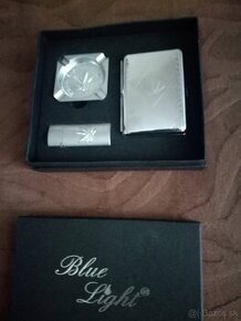 Tabatierka s príslušenstvom,zapaľovač Sobranie London,plazmo