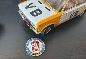 LADA 1500 VB 1974-1977 1:18 + bonus odznak ŠTB
