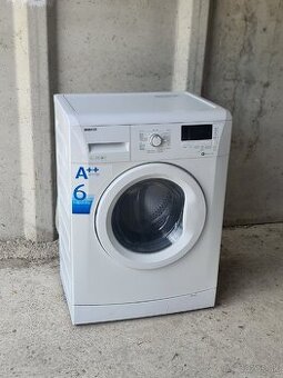 Automatická práčka BEKO (WMB61232CSPTM)