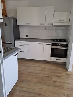 Prenajmem 3.izb.byt vo Zvolene