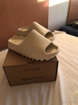 Yeezy slides