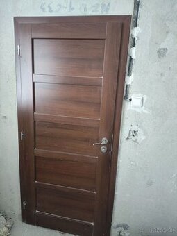 Dvere