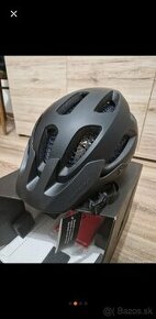 Prilba Bontrager - 1