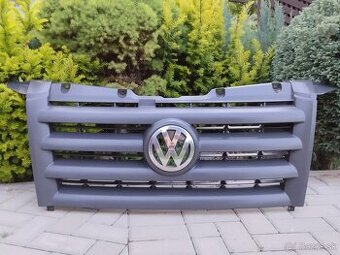 Predám prednú masku na Volkswagen