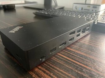 Lenovo ThinkPad Universal USB-C Dock