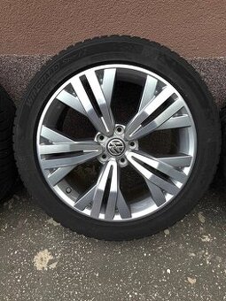 VW Alltrack Kalamta R18