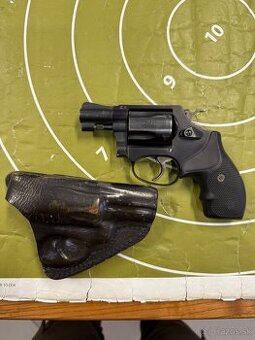 Revolver S&W