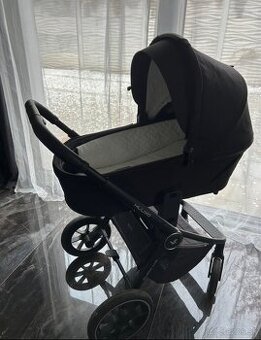 celý set kočiar MUUVO quick 4.0 čiernobiela kombinácia