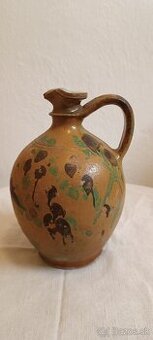 Keramický džbán