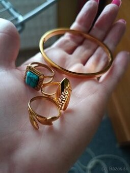 Prstene a náramok novy