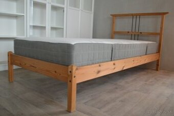 Drevená posteľ 90x200