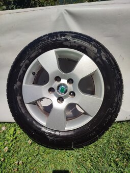 Škoda Octavia 2 originál elektróny R 15