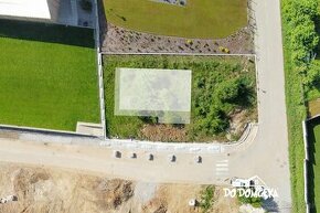 DO DOMČEKA | Slnečný pozemok s panoramatickým výhľadom v luk