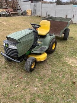 John Deere lt160