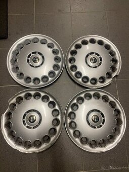 Predám puklice Alfa Romeo R15 – sada 4 kusy
