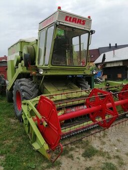 Claas Dominator 85