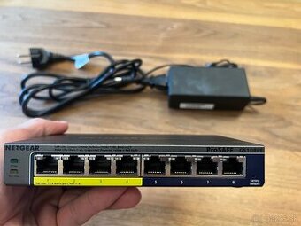 Netgear GS108PEv3 – 8-portový switch s 4× PoE
