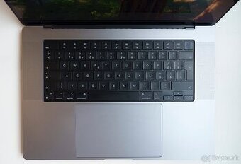MacBook Pro 2021 16" uhlopriečka M1 Pro 16Gb RAM 1TB