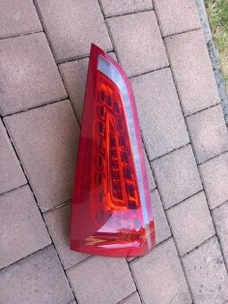 Zadne svetlo pravé, audi q5