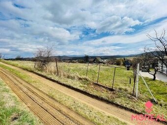 Na predaj pozemok v Kolačne - 1