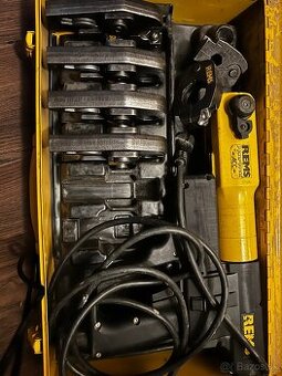 Rems Powerpress ACC s čelistmi V na měď nerezovou ocel - 1