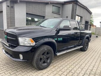 Dodge Ram 5.7 LIFT MODEL neni bourane 2013