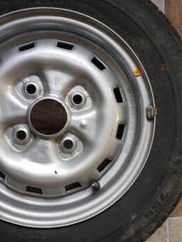 Predám rezervné koleso na Hyundai 4x114,5 r13