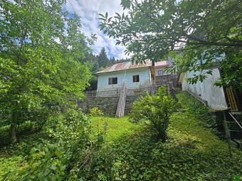 V bočnej ulici Rd ideálny na chalupu , ale i každodenné býva