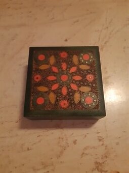 Šperkovnica Makyta.