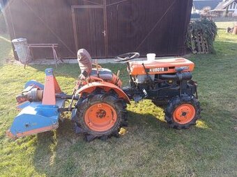 Predám malotraktor Kubota B7000 4wd
