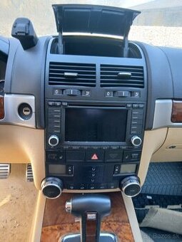 Originál ND VW Touareg 7L