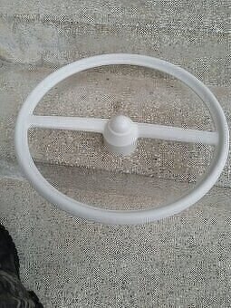 Biely volant Zetor 20, 30,4011