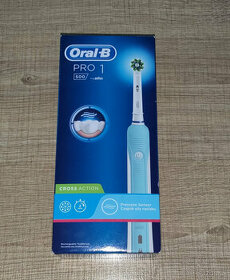 Nová elektrická zubná kefka Oral B PRO 1 500