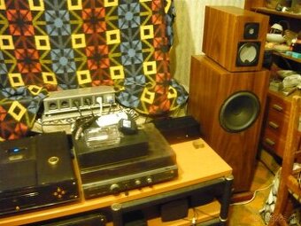 ELECTROCOMPANIET,PAD xlr,3.pás.REPROSUSTAVY,  2ks bass ETON