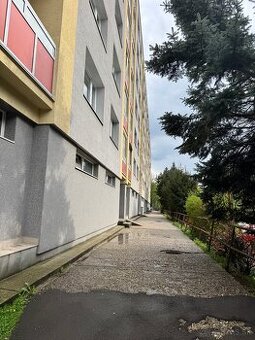 Na predaj