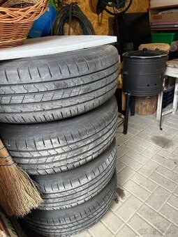 215/65r17