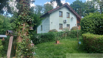 Krásna zrekonštruovaná chata v Bukovej na predaj