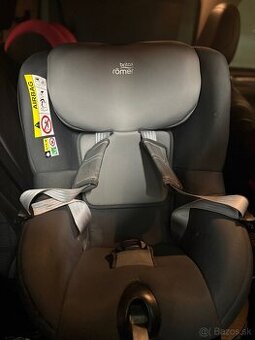 Detska autosedacka britax romer dualfix M size