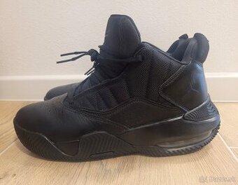 Jordan Stay Loyal Triple Black