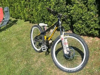 Dirt Nukeproof snap frame 26"