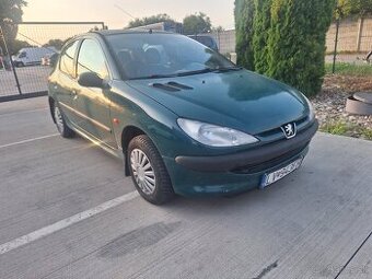 Peugeot 206 1 4 benzín