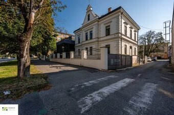 Kancelársky a obchodný priestor na prenájom – Južná trieda, 