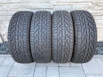 205/60 R16 Sebring zimne - 1