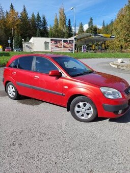 KIA RIO / sporty, 2009, 1.4 benzín