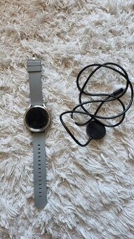 Predam hodinky samsung