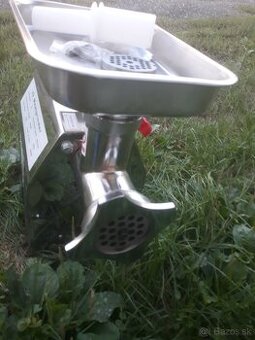 Mlynček na mäso Profi- 22,,,,,, 3500W
