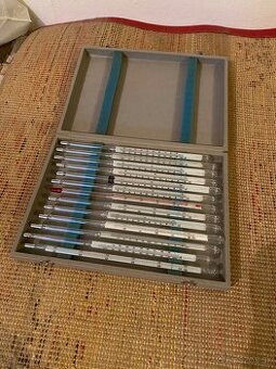 Laboratorne ortutove teplomery