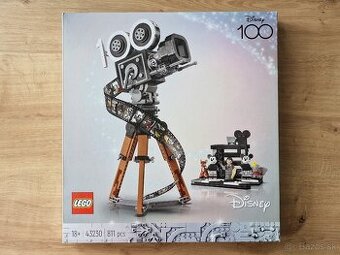 Lego Disney 43230 Kamera na počesť Walta Disneyho