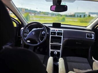 Peugeot 307, ročník 2008, motor 1.6 diesel ročna diaľničná